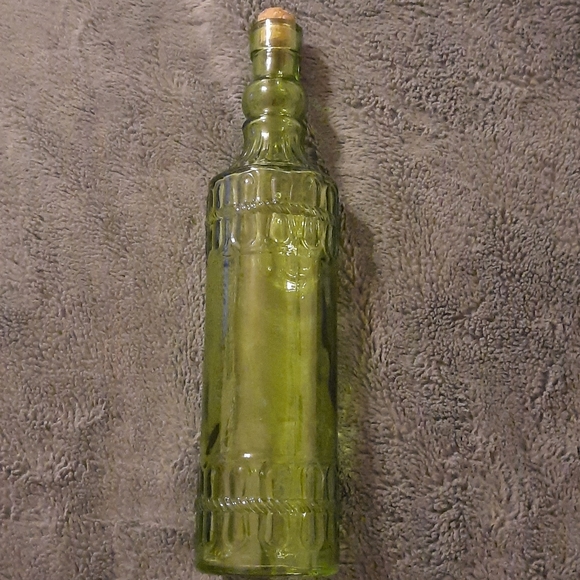 vase - Picture 1 of 1